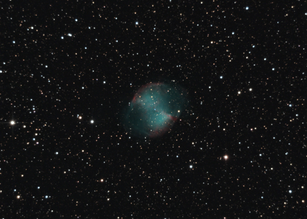 Messier 27, M27, Dumbbell nebula, planetary nebula in Vulpecula, astrophoto, Canon EOS 450Da